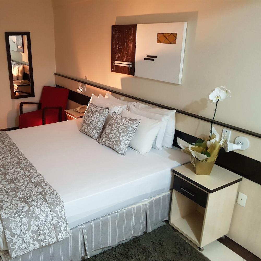 Cristal Hotel