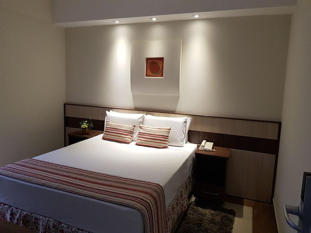 Cristal Hotel